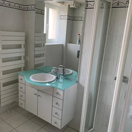 Apartment Pontaillac With Stunning Sea Views *