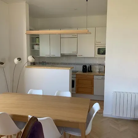 Pontaillac With Stunning Sea Views Apartment