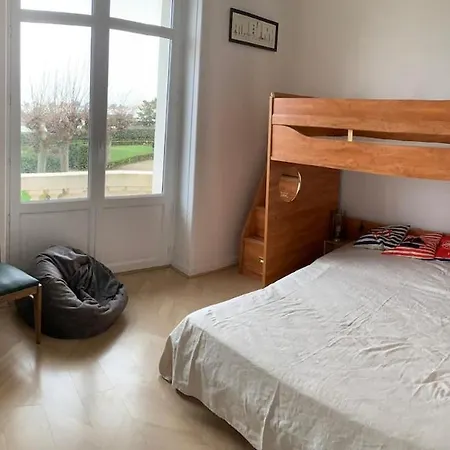Apartment Pontaillac With Stunning Sea Views *